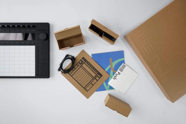 Image showing the package contents